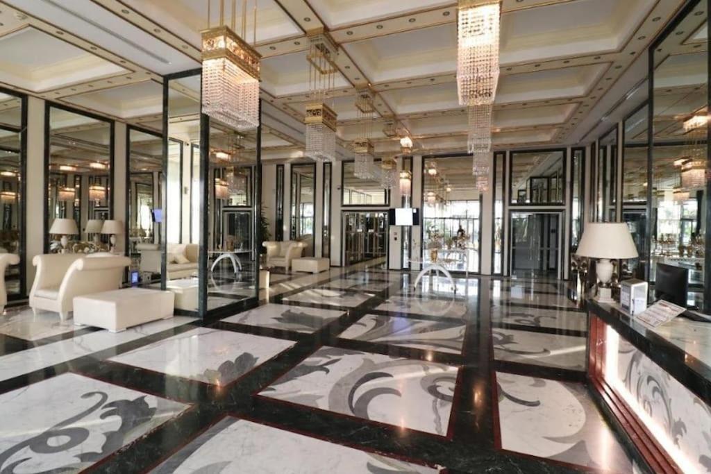 Apartment Damac Tower *