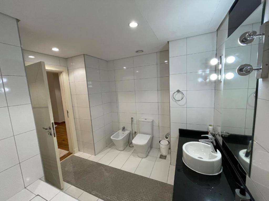 Damac Tower Apartment